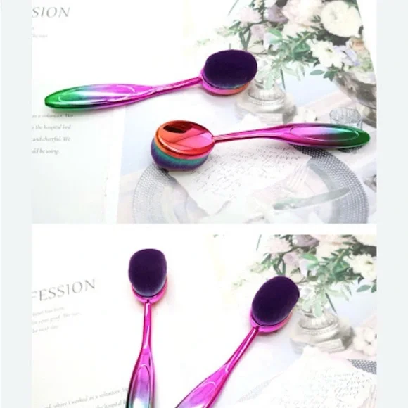 Rainbow Toothbrush shaped foundation brush - Picture 1 of 6